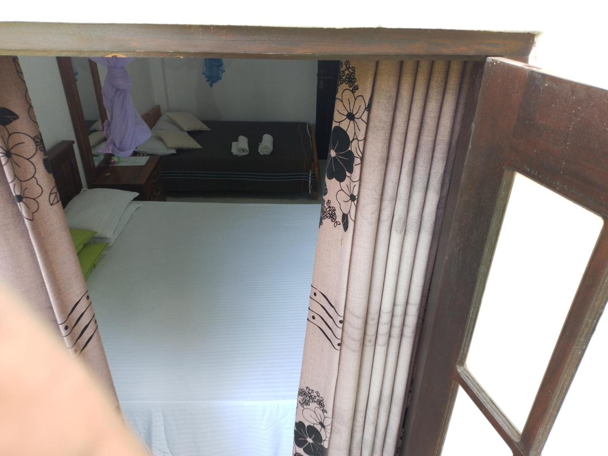 Coco Rooms Гале Екстериор снимка