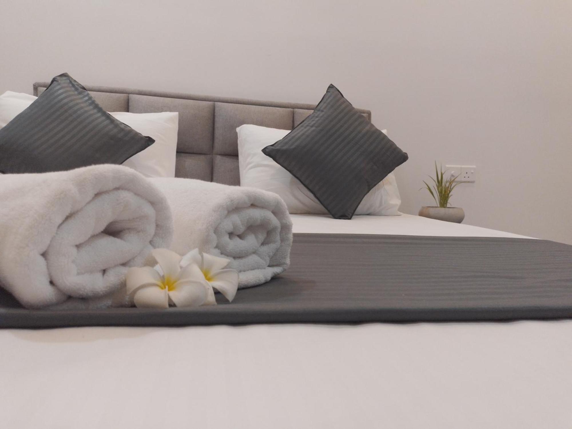 Coco Rooms Гале Екстериор снимка