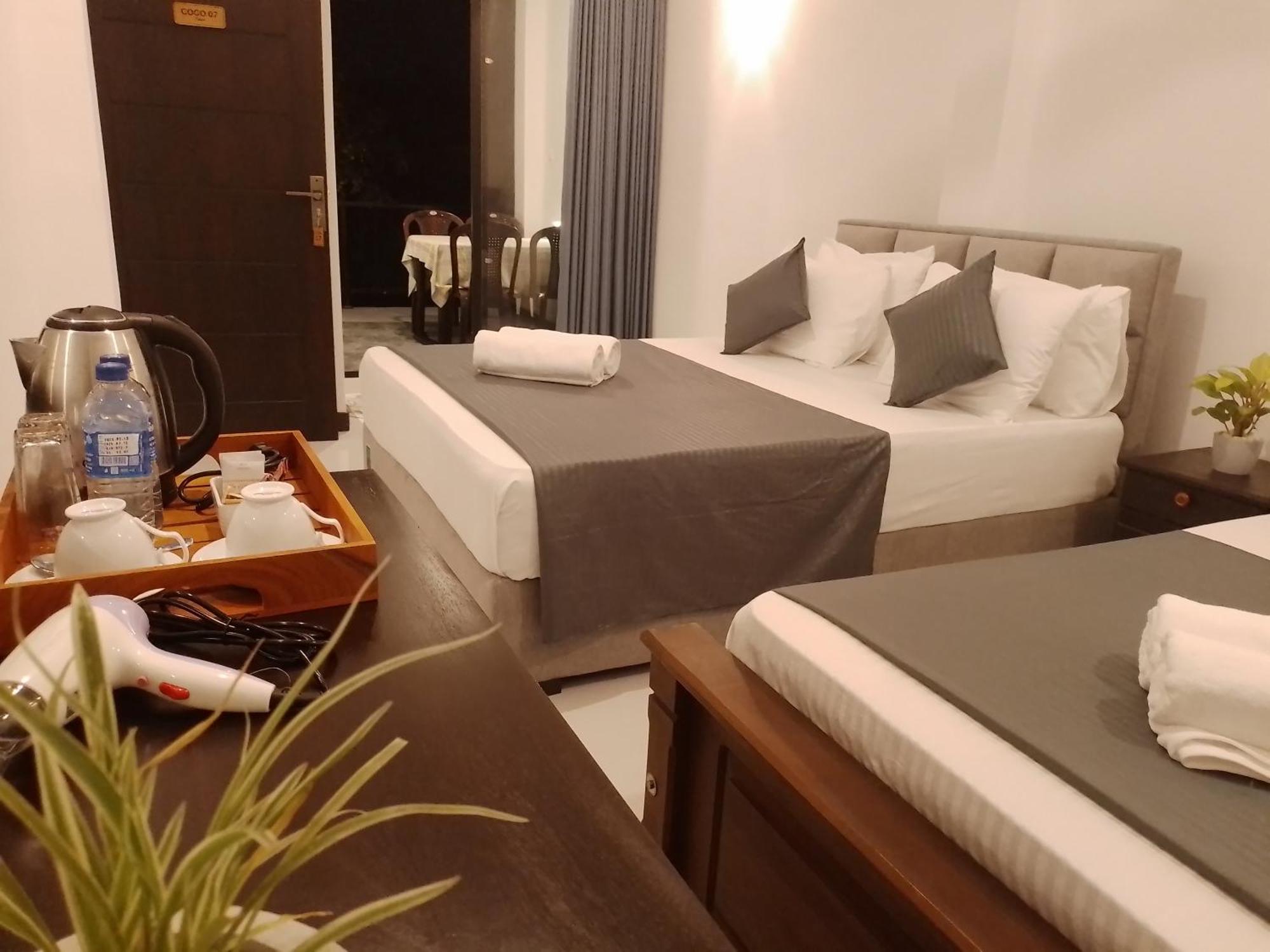 Coco Rooms Гале Екстериор снимка