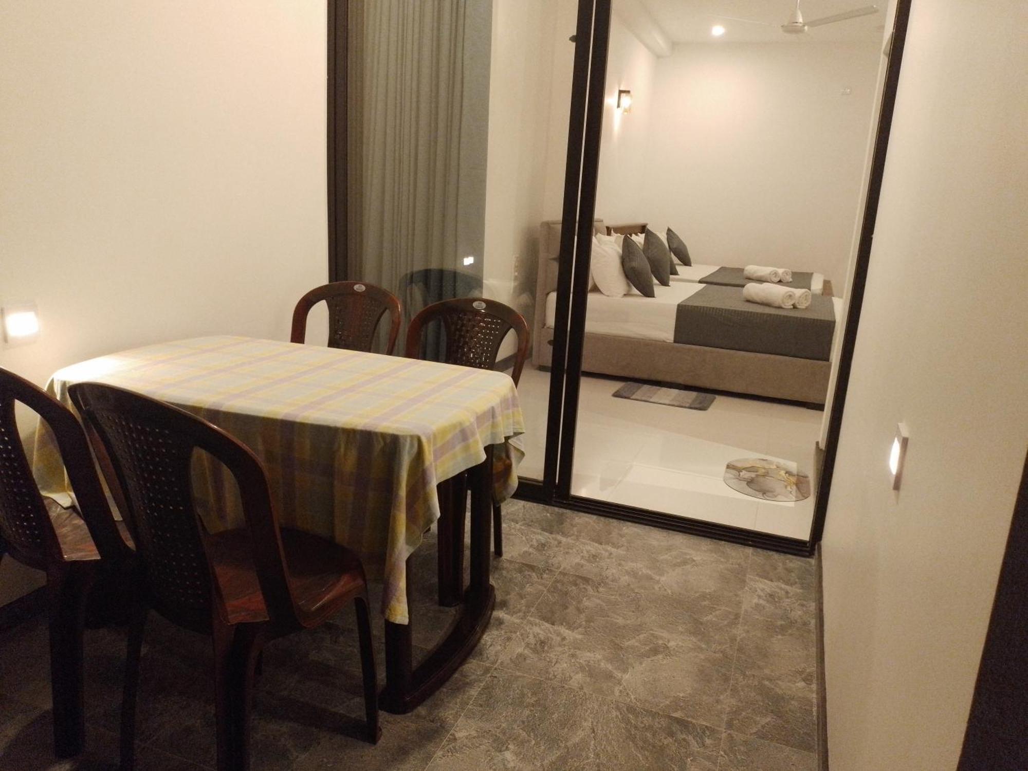 Coco Rooms Гале Екстериор снимка